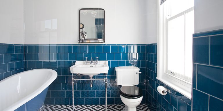 Read more about the article Transform Your Living & Washroom Space with Designer Tiles from SAMS